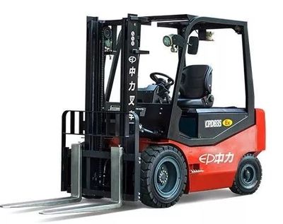 中力榮獲2019中國(guó)化工物流行業(yè)&ldquo;金罐獎(jiǎng)&rdquo;-最佳車輛品牌&rdquo;獎(jiǎng)項(xiàng)